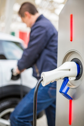 Empresa de cargadores eléctricos en Querétaro | VATIA